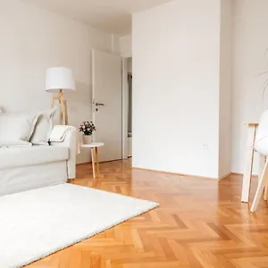  Apartment White - Free Parking Slovenia